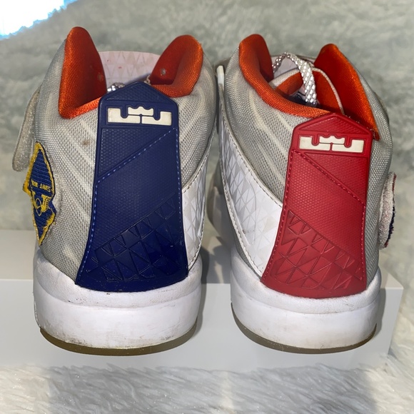 Nike Youth Air Akronite Lebron hightop - Picture 7 of 9